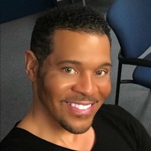 Meet your Posher, Eric